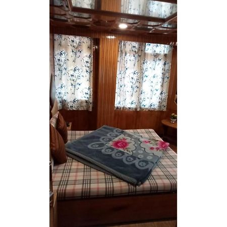 Hotel Doegar, Shimla Ngoại thất bức ảnh
