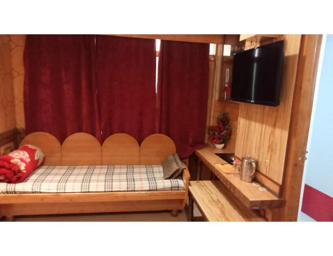 Hotel Doegar, Shimla Ngoại thất bức ảnh
