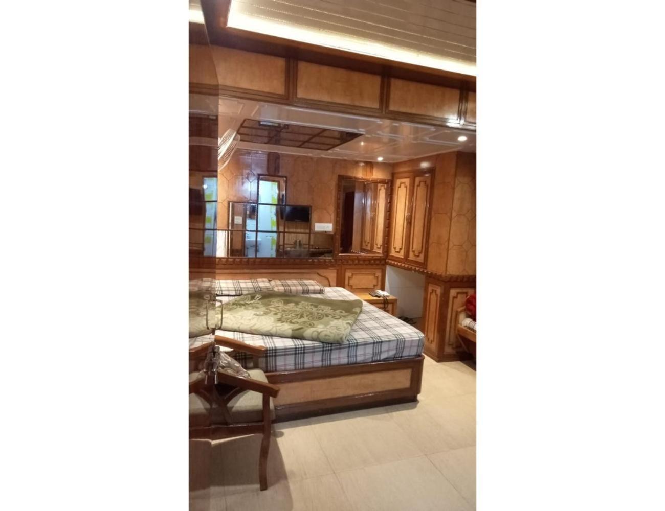 Hotel Doegar, Shimla Ngoại thất bức ảnh
