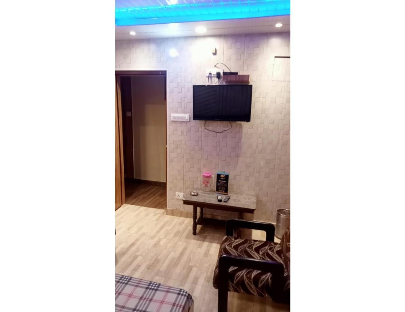 Hotel Doegar, Shimla Ngoại thất bức ảnh