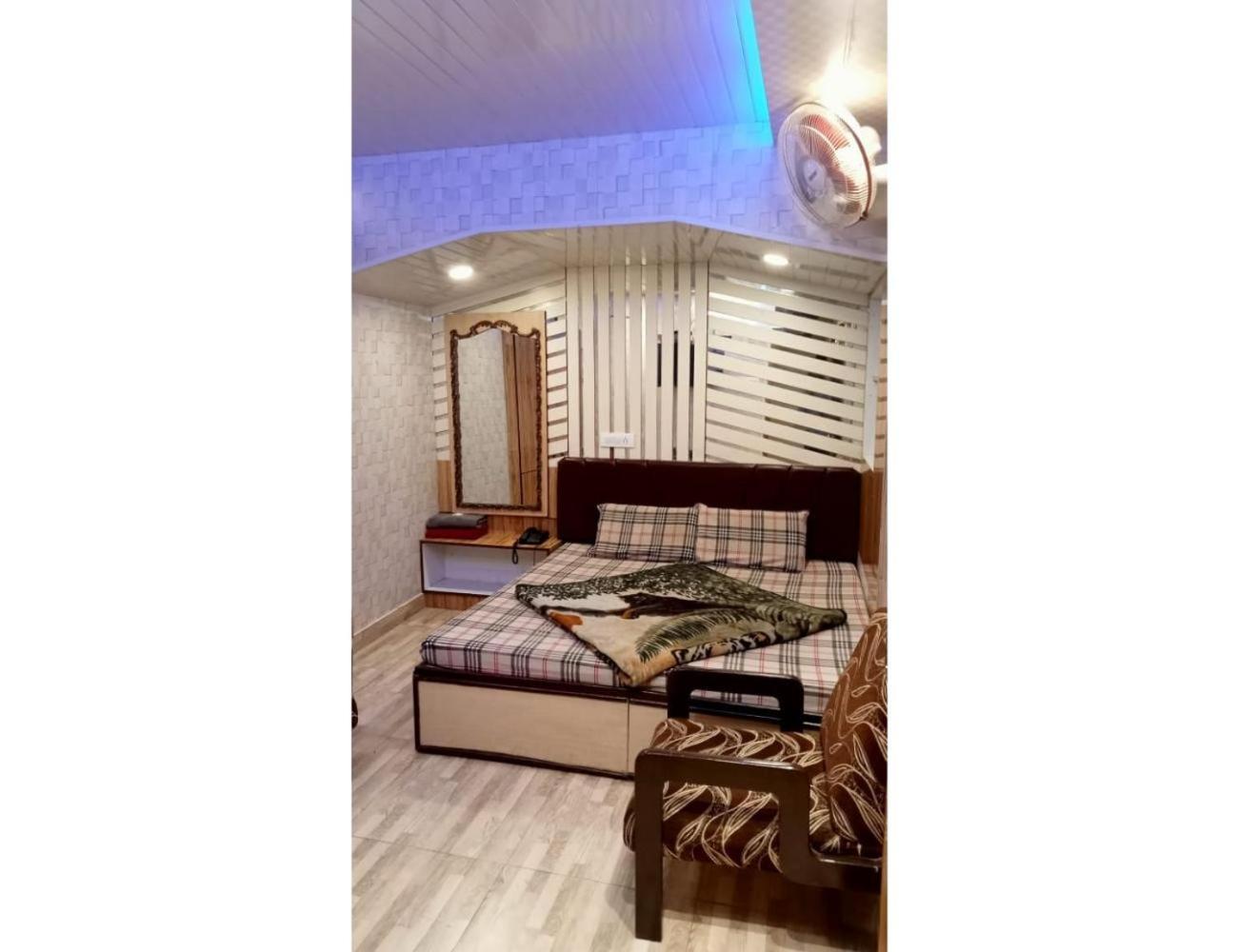 Hotel Doegar, Shimla Ngoại thất bức ảnh
